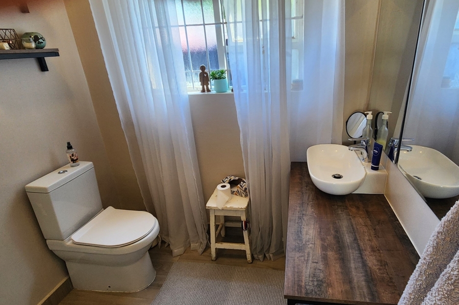 To Let 2 Bedroom Property for Rent in Goedemoed Western Cape